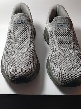 Sketchers Go Walk Slip ins Gray mens 8 womens 9.5 unisex comfort walking shoes